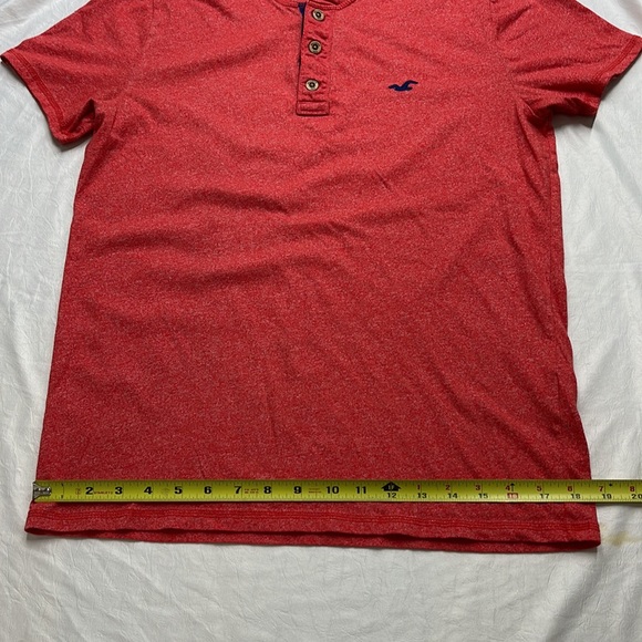 Mens Hollister 3 button red shirt size small,60%cotton and 40%polyester. - Picture 6 of 9